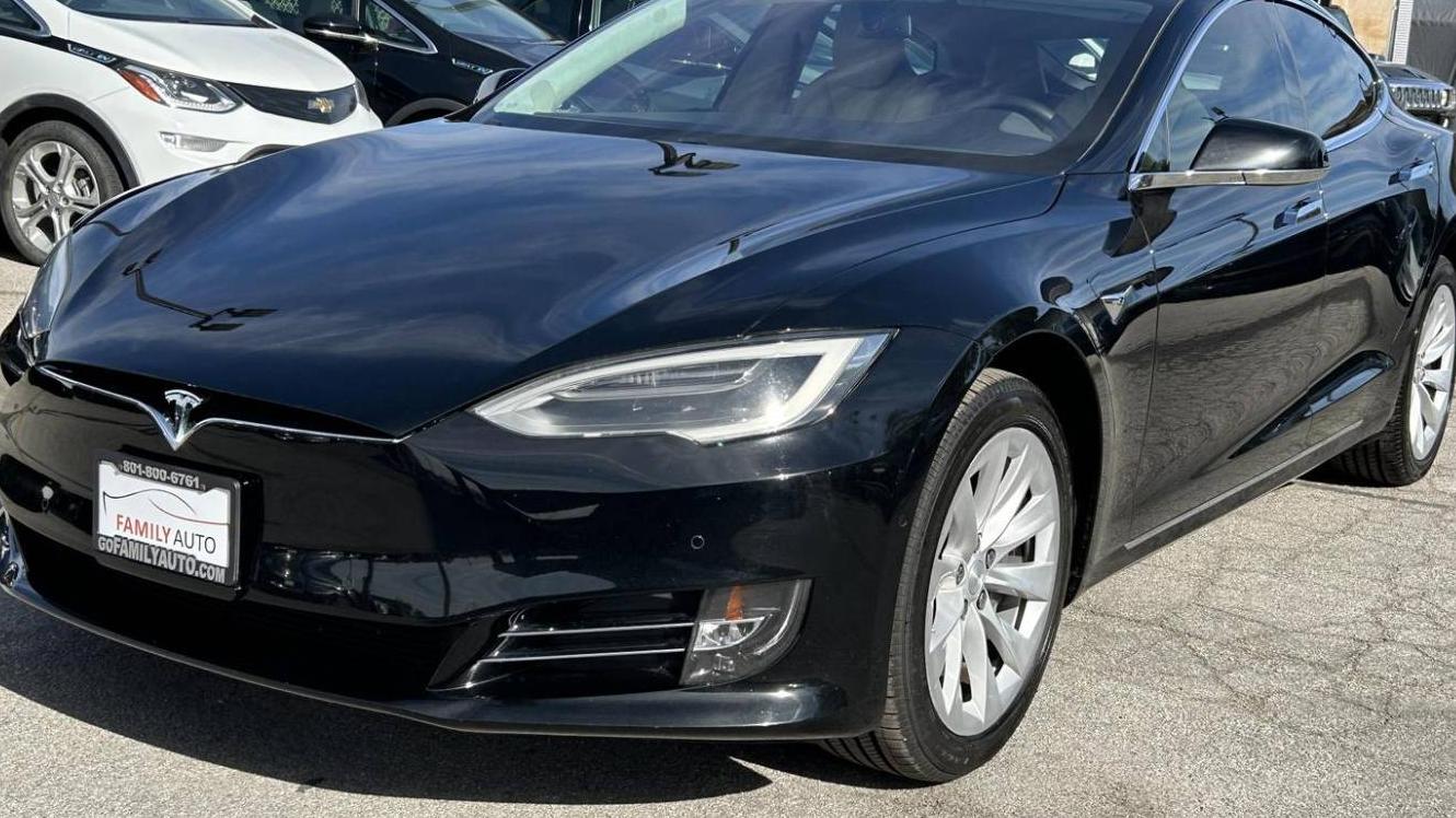 TESLA MODEL S 2017 5YJSA1E23HF190458 image